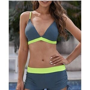 Women's Two Piece Swimsuit Halter Printed, Size Medium Multicolor